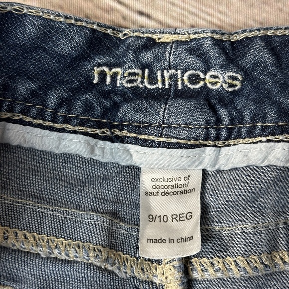 Maurices Classic Blue Curvy Boot Cut Jeans Size 9/10 - Picture 4 of 9